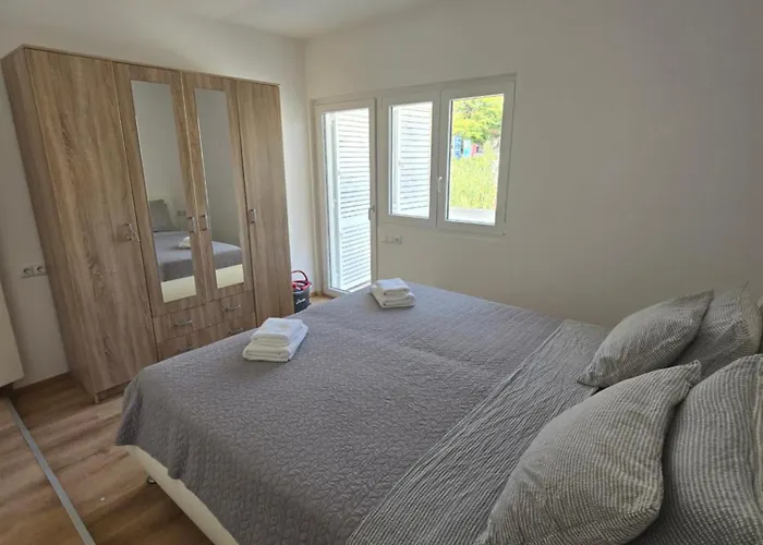 Olive Luxury אורביץ