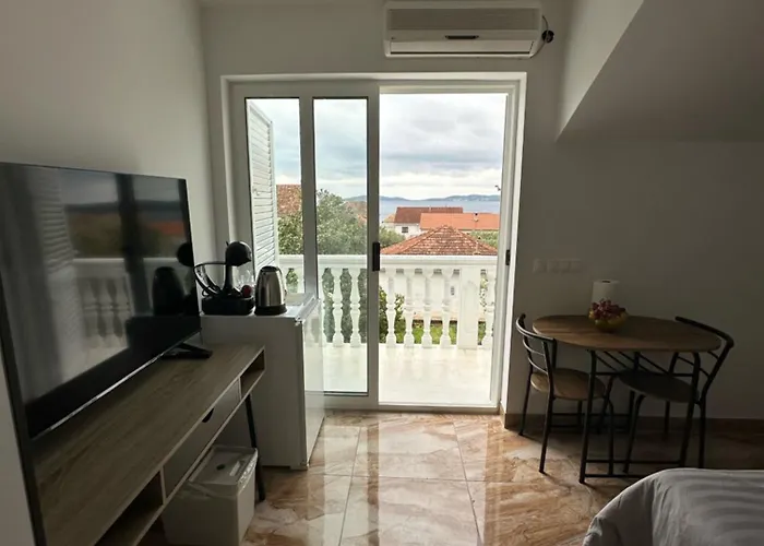 Olive Luxury דירה