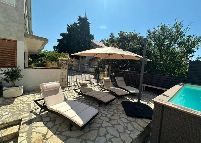 דירה Olive Luxury אורביץ